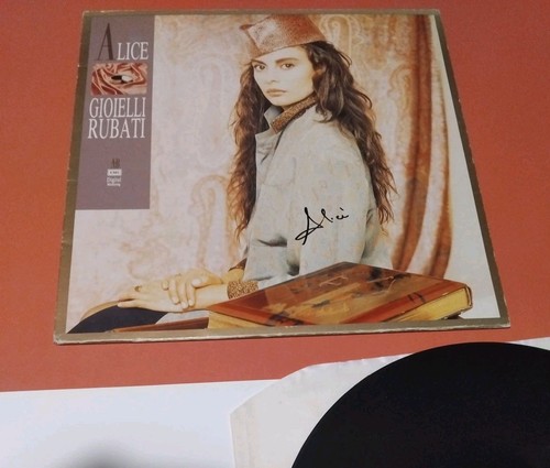 Alice gioielli rubati - alice,